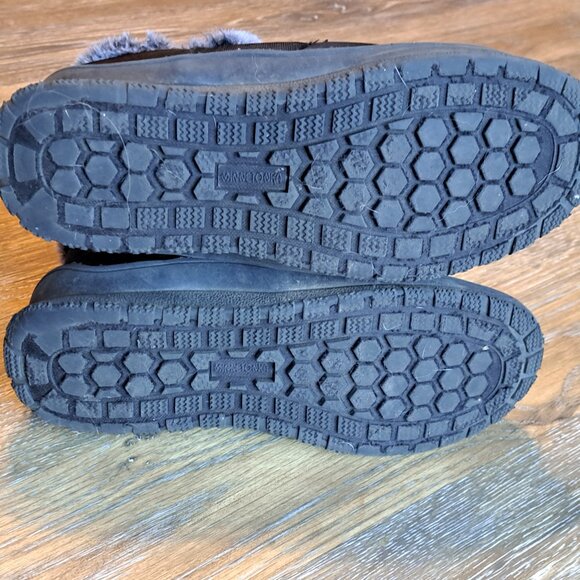 Minnetonka Northtown Boots - Picture 8 of 10